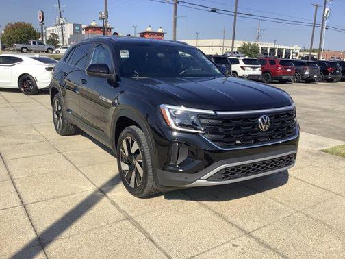 2025 Volkswagen Atlas Cross Sport 2.0T SE w/Technology