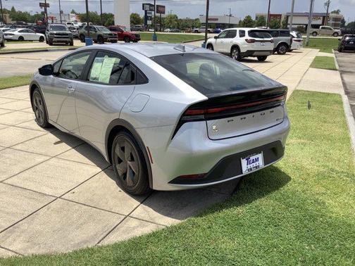 2024 Toyota Prius LE