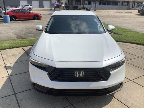 2025 Honda Accord LX 1.5T