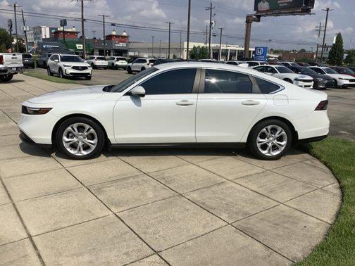2025 Honda Accord LX 1.5T