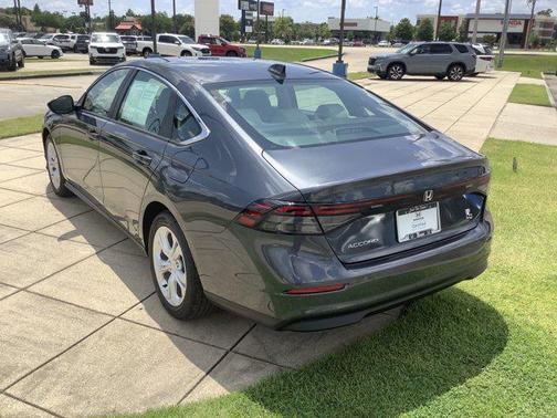 2024 Honda Accord LX 1.5T
