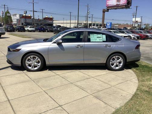 2025 Honda Accord LX 1.5T