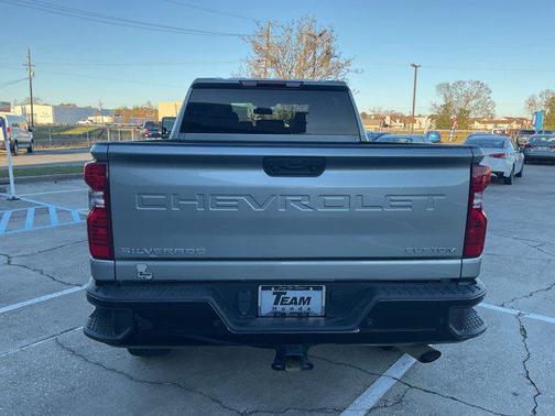 2024 Chevrolet Silverado 2500 Custom