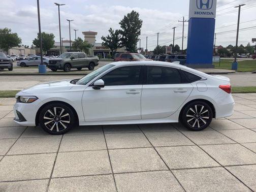 Platinum White Pearl 2024 Honda Civic EX
