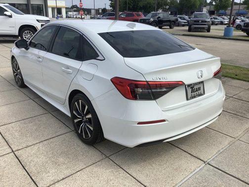 Platinum White Pearl 2024 Honda Civic EX