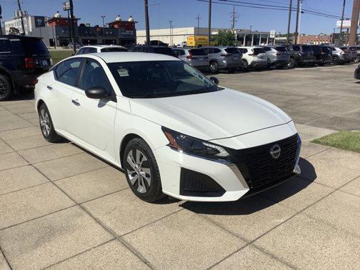2024 Nissan Altima S FWD