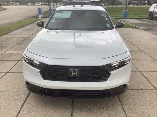 Platinum White Pearl 2025 Honda Accord Hybrid Sport