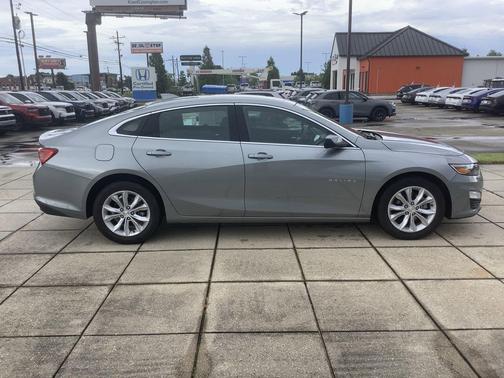 Sterling Gray Metallic 2025 Chevrolet Malibu FWD 1LT