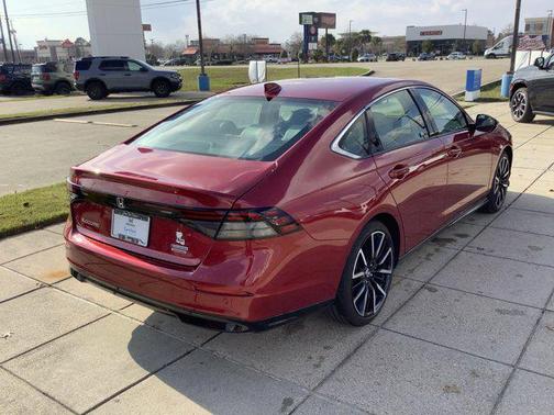 2025 Honda Accord Hybrid Touring