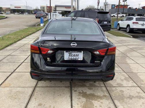 2025 Nissan Altima SV AWD