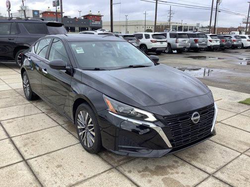 2025 Nissan Altima SV AWD