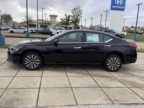 2025 Nissan Altima SV AWD