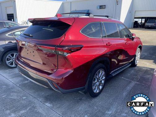 Ruby Flare Pearl 2025 Toyota Highlander Limited