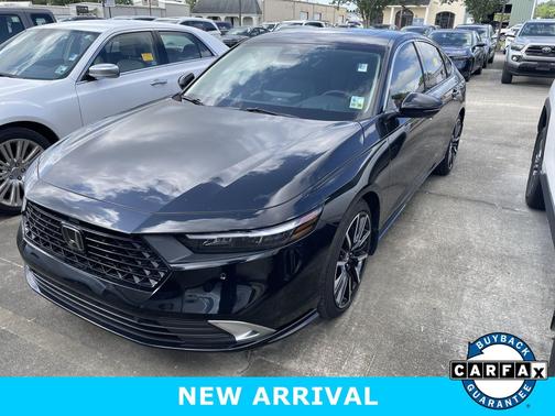Crystal Black Pearl 2025 Honda Accord Hybrid Touring