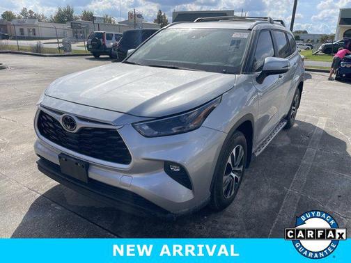 2024 Toyota Highlander XLE