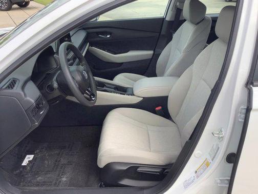 2025 Honda Accord LX 1.5T