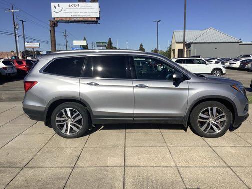 2018 Honda Pilot Touring