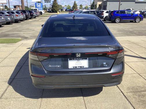 2023 Honda Accord LX 1.5T