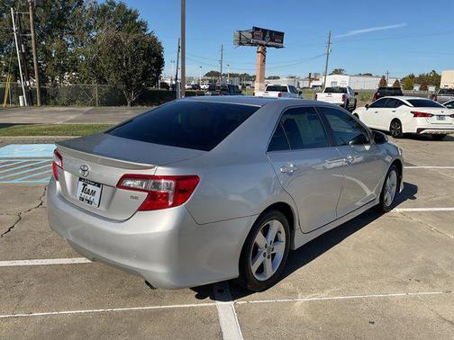 2012 Toyota Camry SE