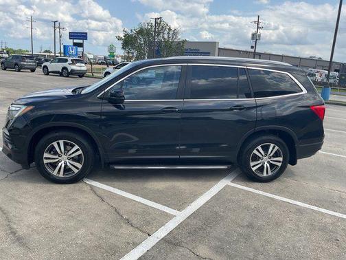 Crystal Black Pearl 2016 Honda Pilot EX-L