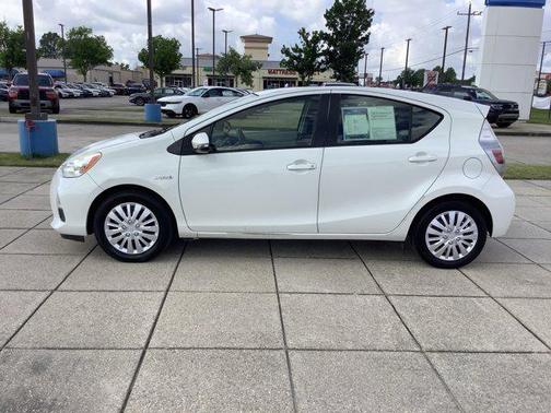 2014 Toyota Prius c Four