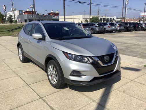 2020 Nissan Rogue Sport S