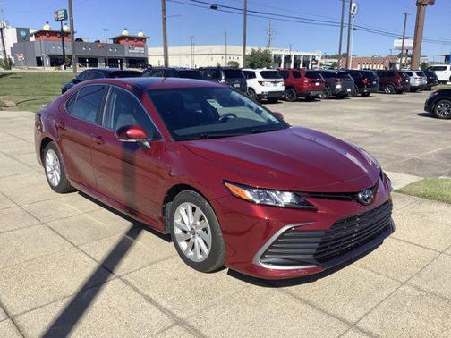 2022 Toyota Camry LE