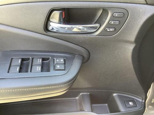 Modern Steel Metallic 2023 Honda Ridgeline RTL-E