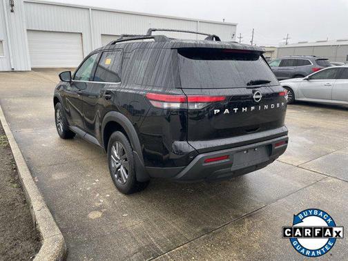 2025 Nissan Pathfinder SV FWD