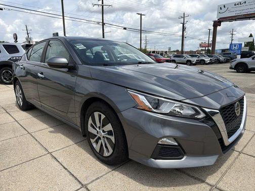 Gun Metallic 2020 Nissan Altima S FWD