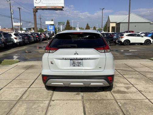 2024 Mitsubishi Eclipse Cross SE