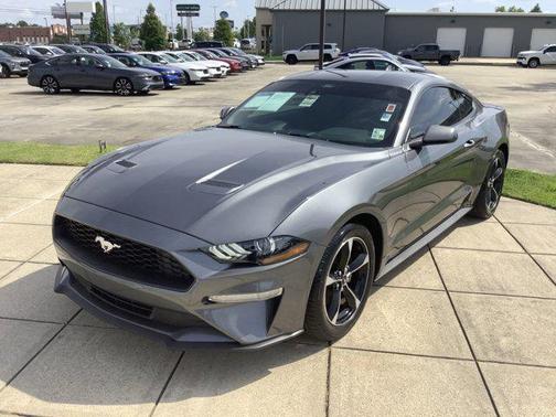 2022 Ford Mustang EcoBoost