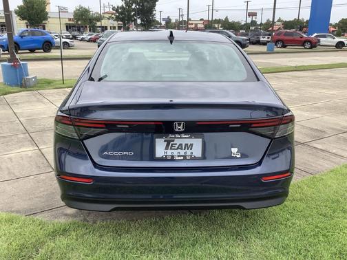 Canyon River Blue Metallic 2026 Honda Accord SE