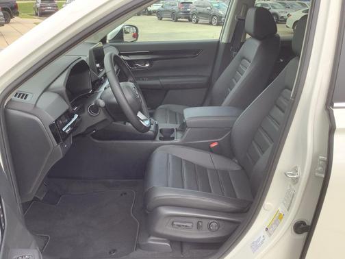 Platinum White Pearl 2026 Honda CR-V EX-L 2WD