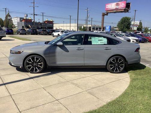 2025 Honda Accord Hybrid Touring