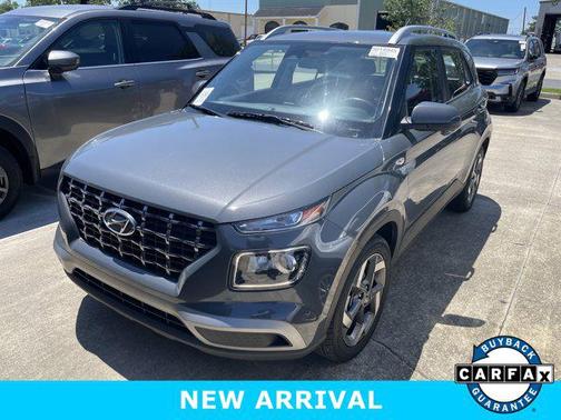 Ecotronic Gray 2025 Hyundai VENUE SEL