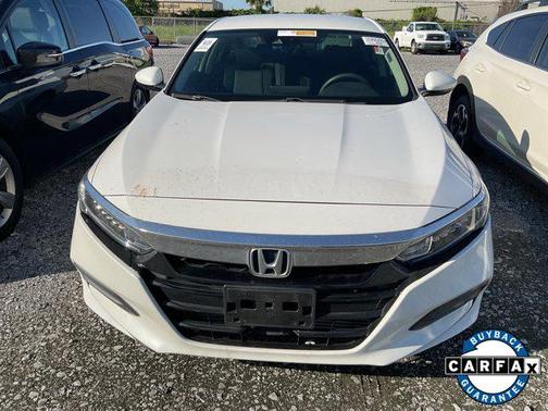 Platinum White Pearl 2019 Honda Accord LX