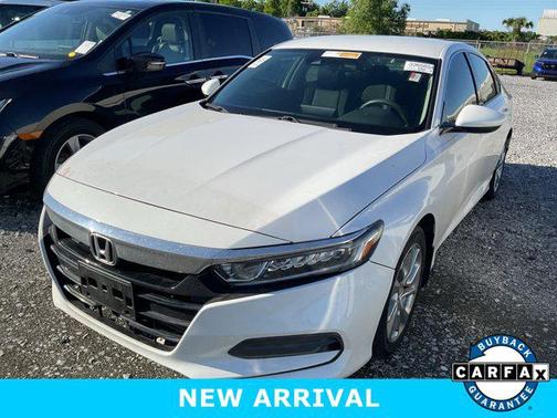 Platinum White Pearl 2019 Honda Accord LX