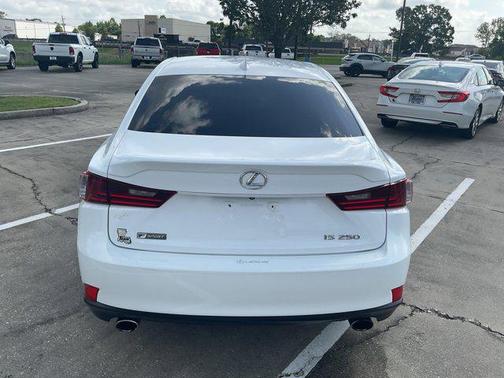 2015 Lexus IS 250 Crafted Line
