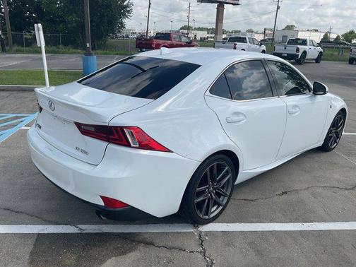 2015 Lexus IS 250 Crafted Line