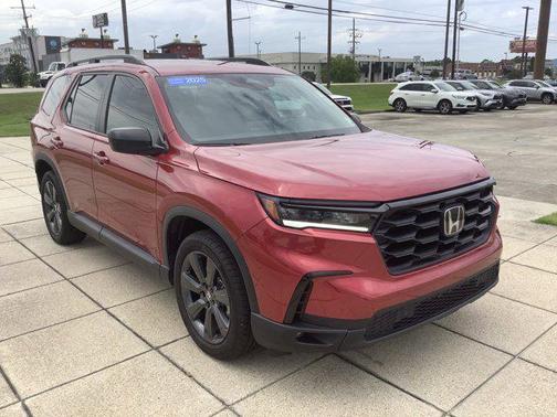 Radiant Red Metallic II 2025 Honda Pilot Sport