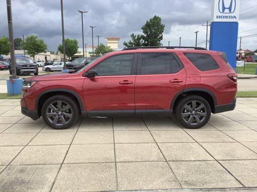 Radiant Red Metallic II 2025 Honda Pilot Sport