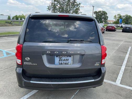 Granite Pearlcoat 2019 Dodge Grand Caravan SXT