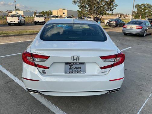 2020 Honda Accord EX-L 1.5T