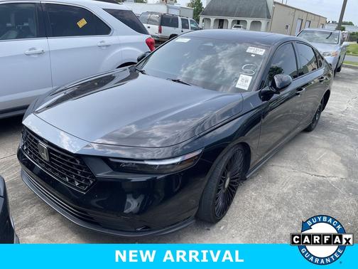 Crystal Black Pearl 2025 Honda Accord SE