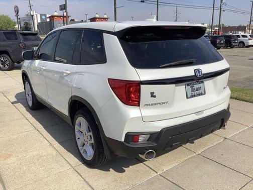 Platinum White Pearl 2025 Honda Passport EX-L