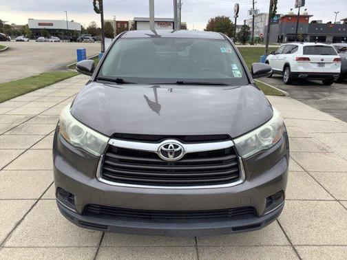 2016 Toyota Highlander LE