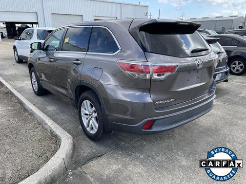 2016 Toyota Highlander LE