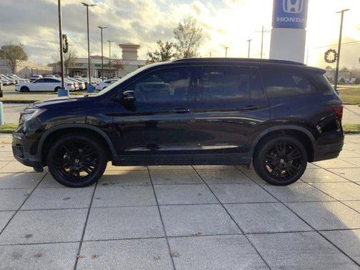 2021 Honda Pilot AWD Black Edition