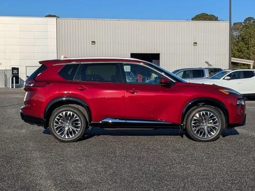 2024 Nissan Rogue Platinum